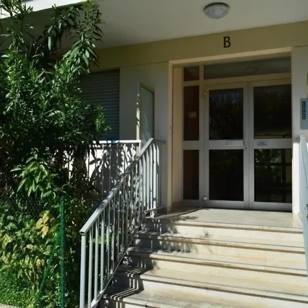 Apartment Antibes, 1 Piece, 4 Personnes - Fr-1-252-101