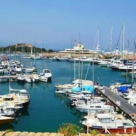 Antibes, 1 Piece, 4 Personnes - Fr-1-252-101 Apartment