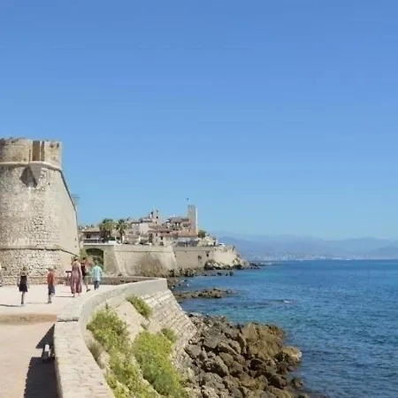 Apartment Antibes, 1 Piece, 4 Personnes - Fr-1-252-101